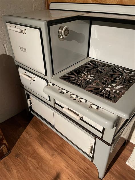 what is gas stove used for
